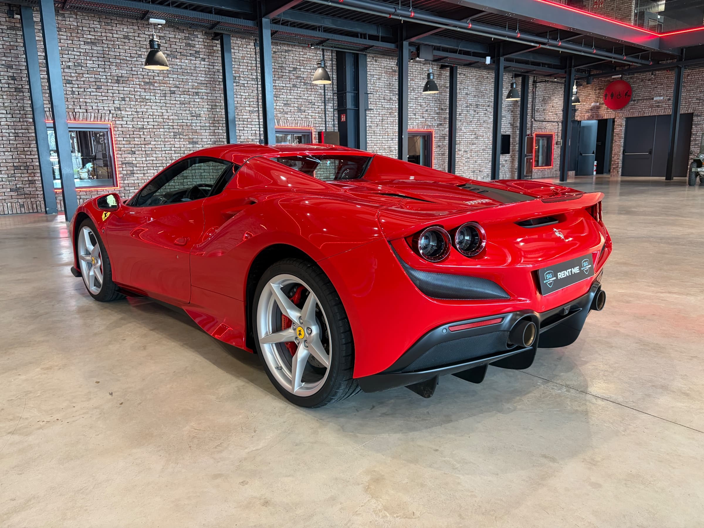 Ferrari F8 Spider