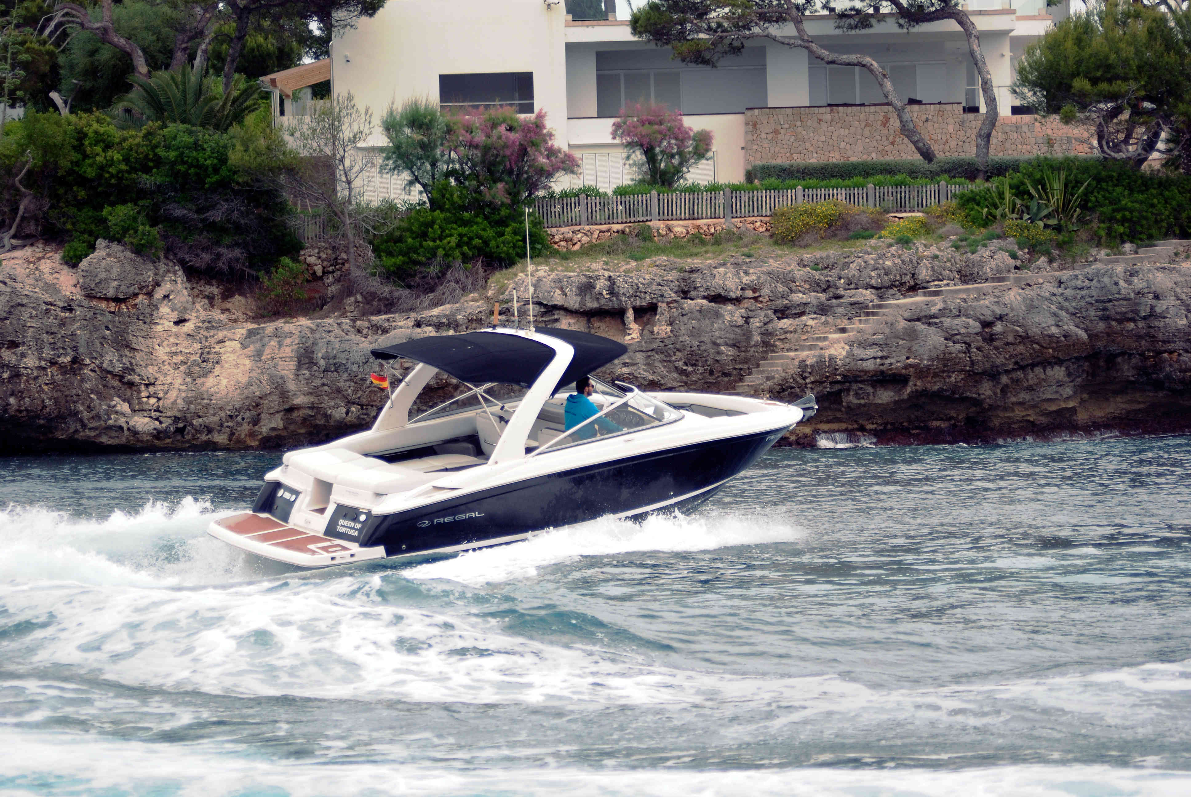 Regal 2700
