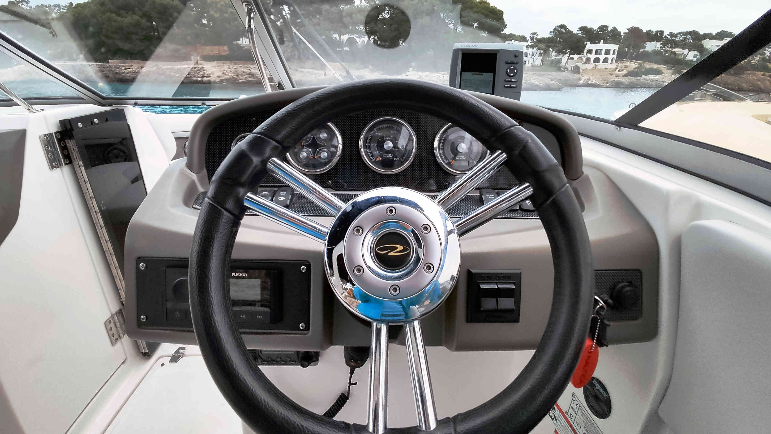 Regal 2700