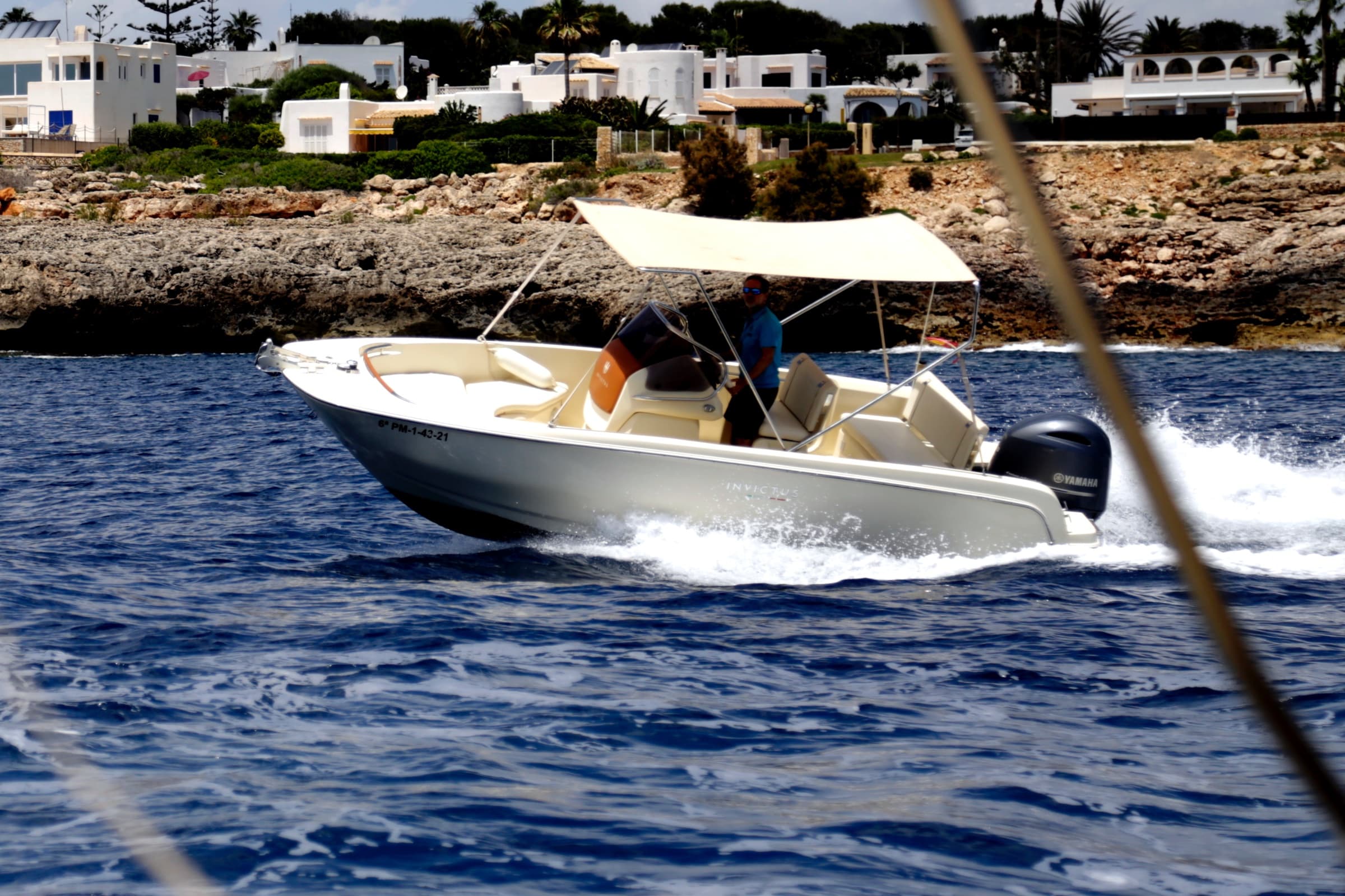 Invictus FX200