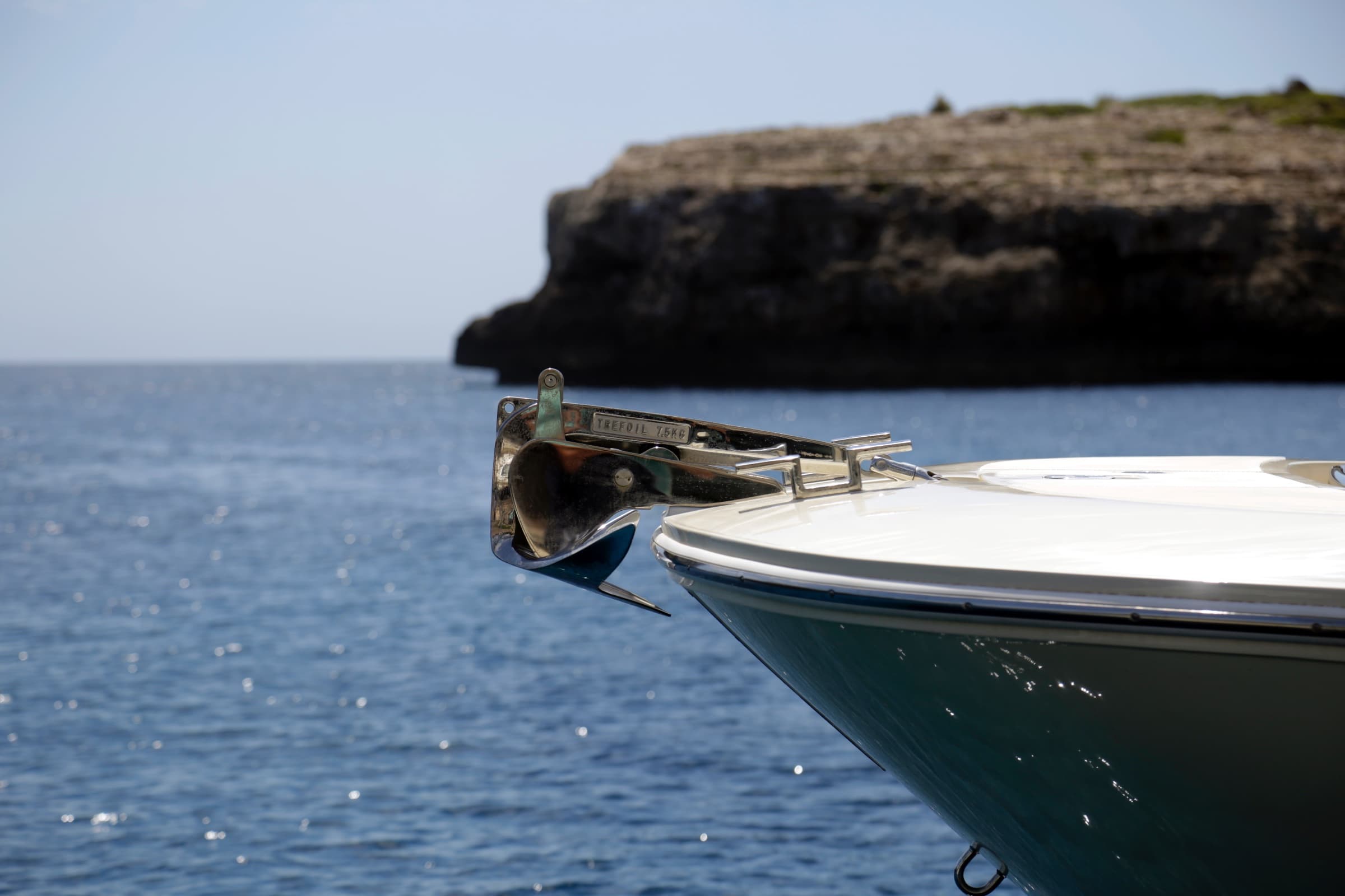 Invictus FX270