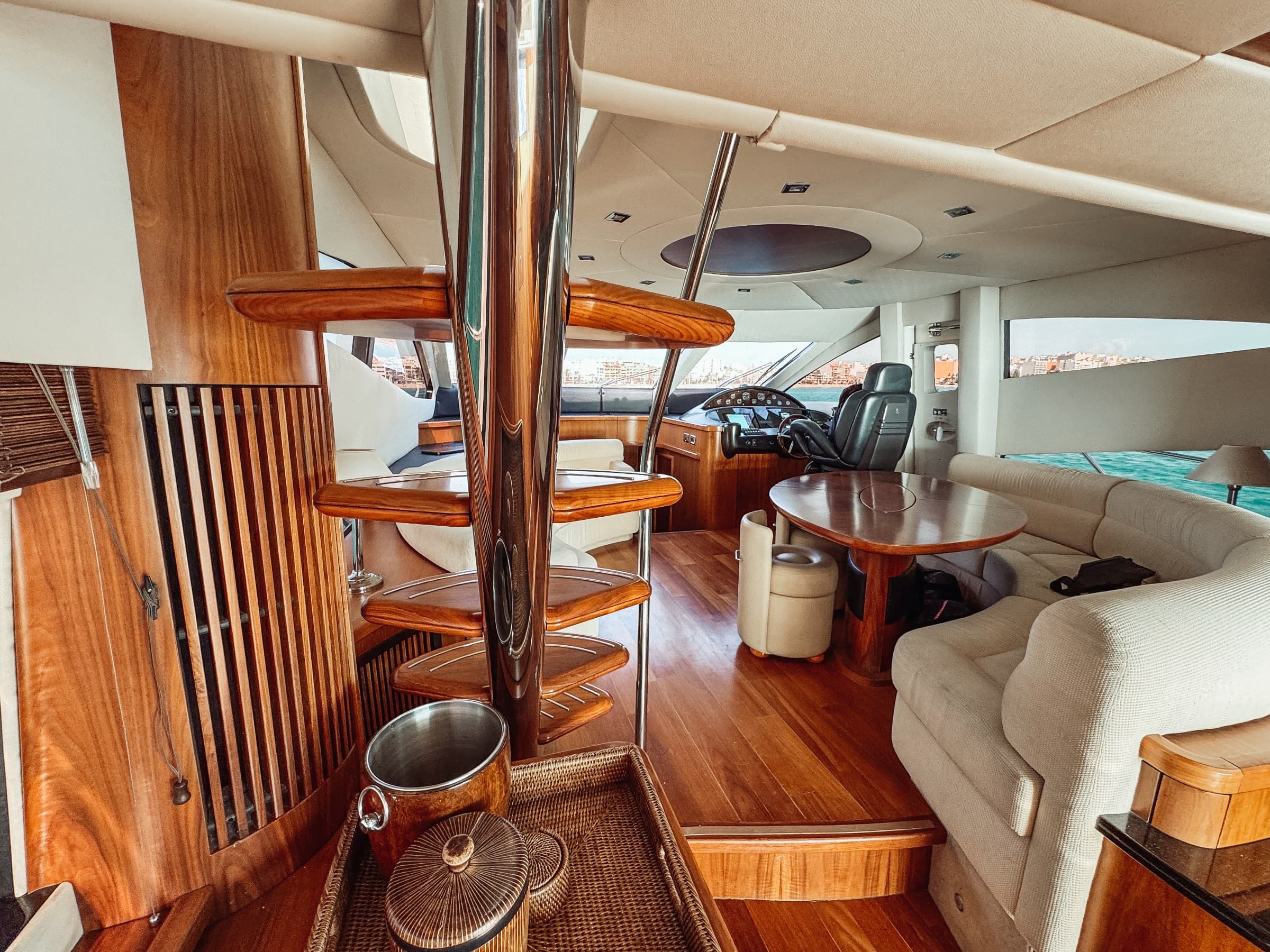 SUNSEEKER MANHATTAN 66 | TAPIA BAY