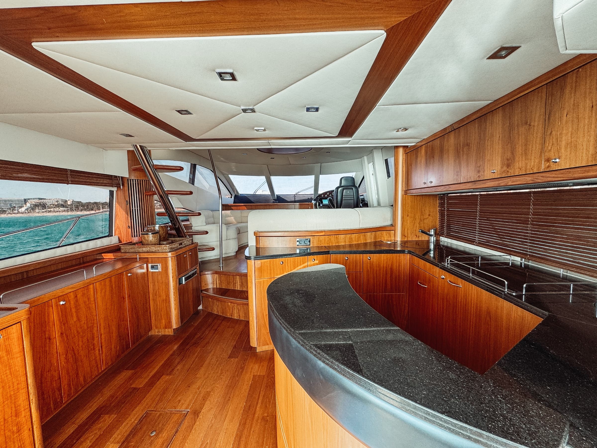 SUNSEEKER MANHATTAN 66 | TAPIA BAY