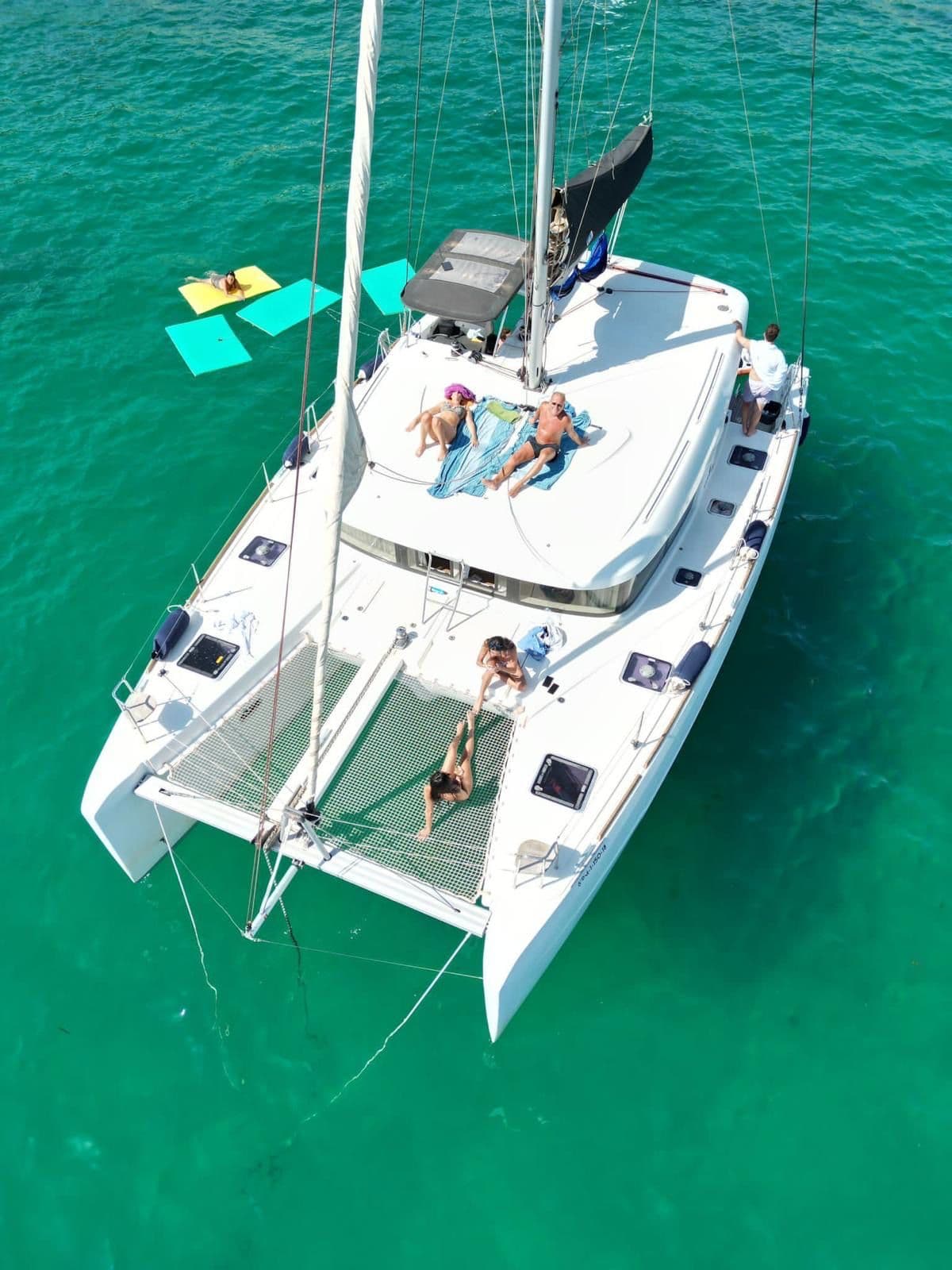 Catamaran Lagoon